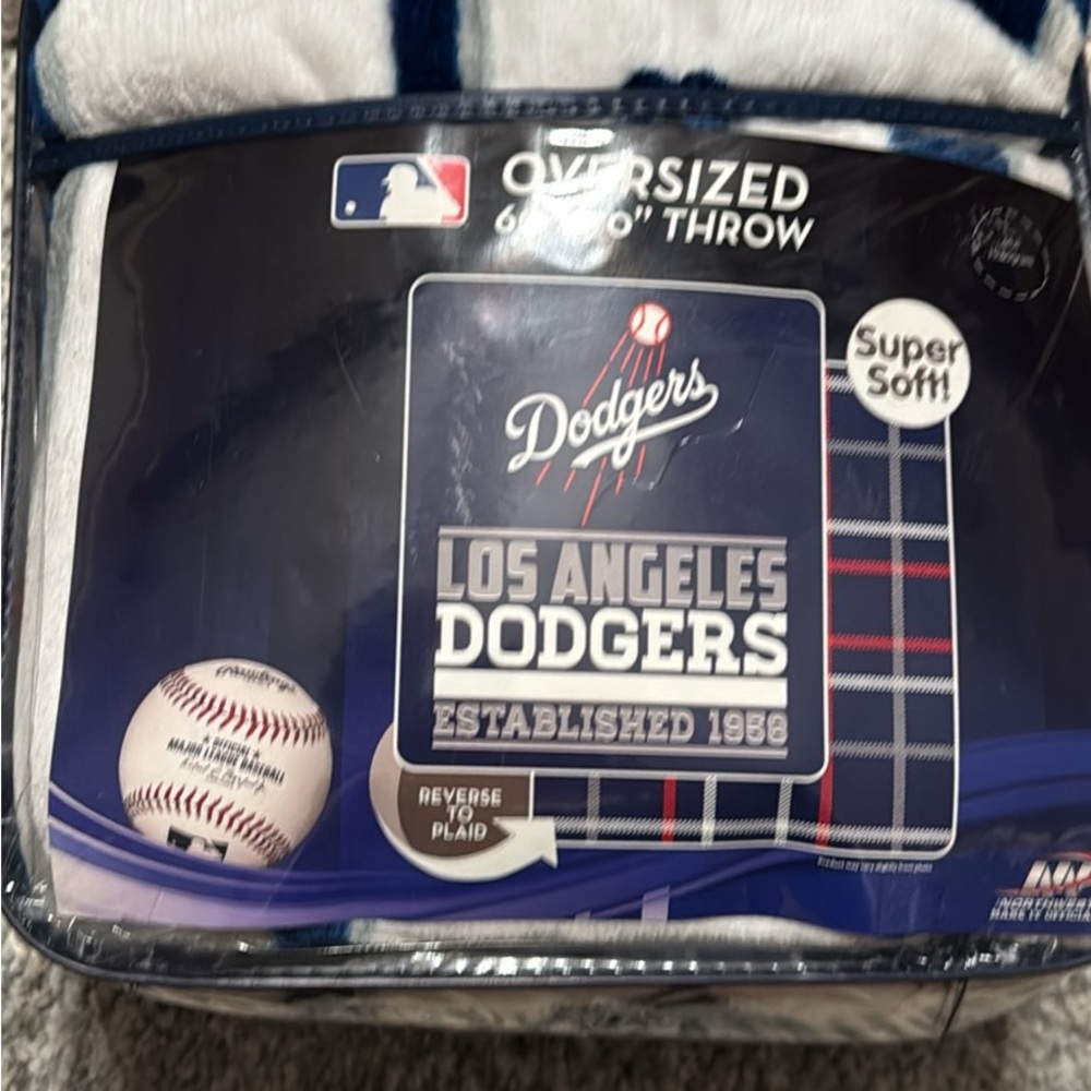 Los Angeles Dodgers Oversized Throw Blanket 60 x 70 New